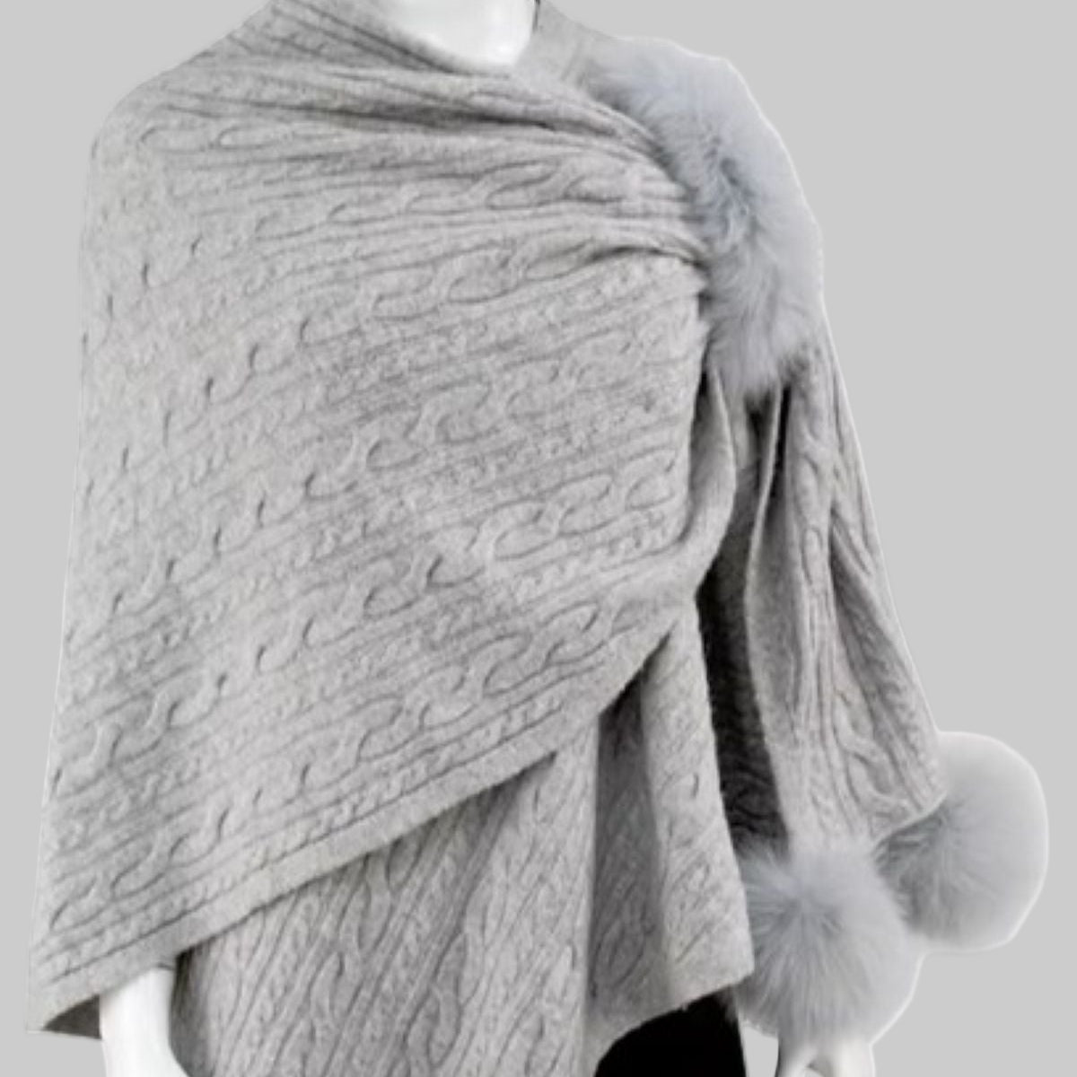 Cable Wrap w/Fox Trim & Pom