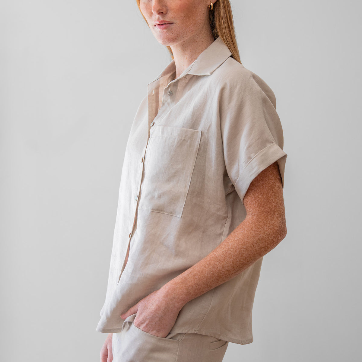 Collared S/S Linen Shirt