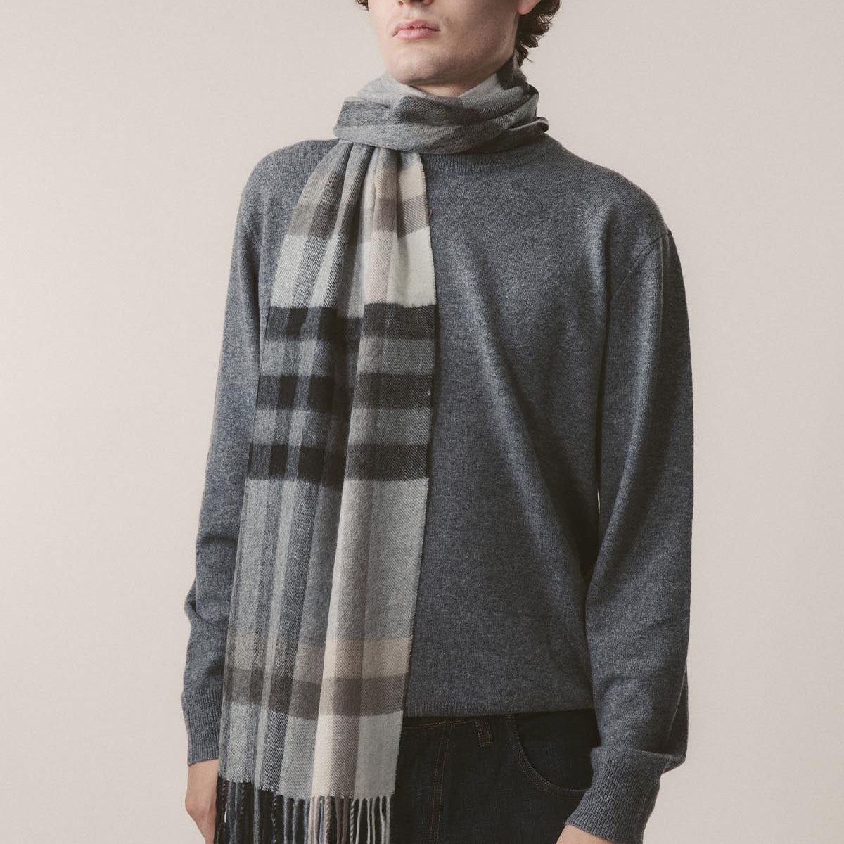 Cashmere Wide Scarf