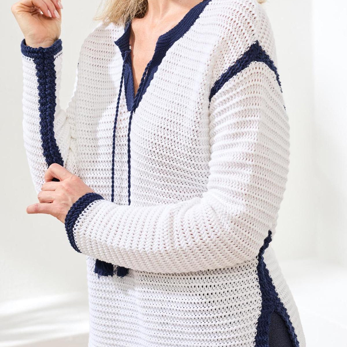 L/S Notch Collar Sweater