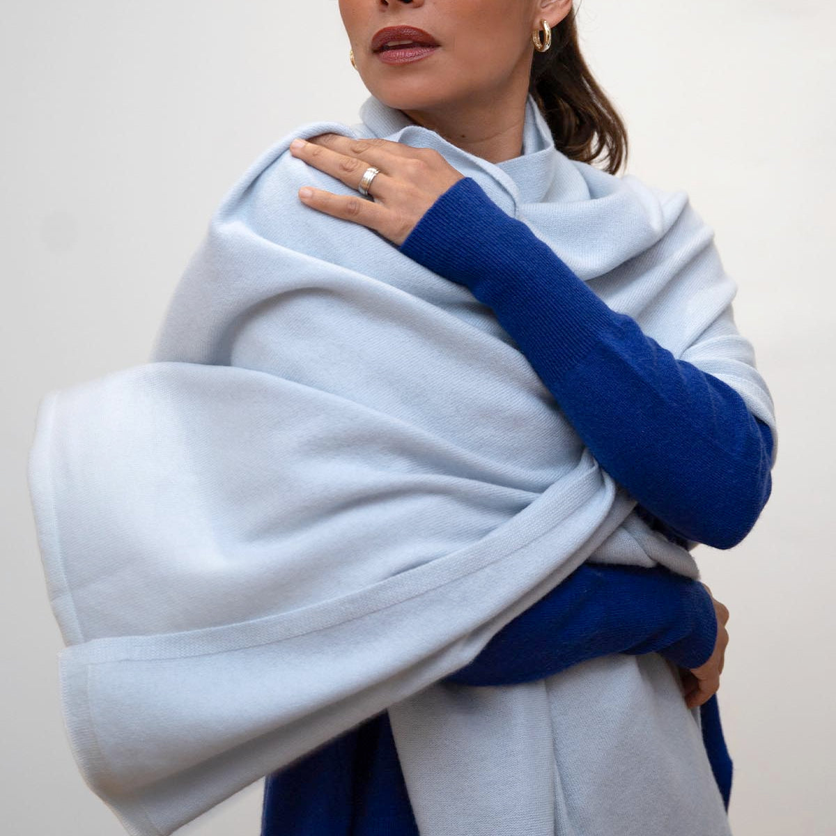 Tulip Travel Wrap