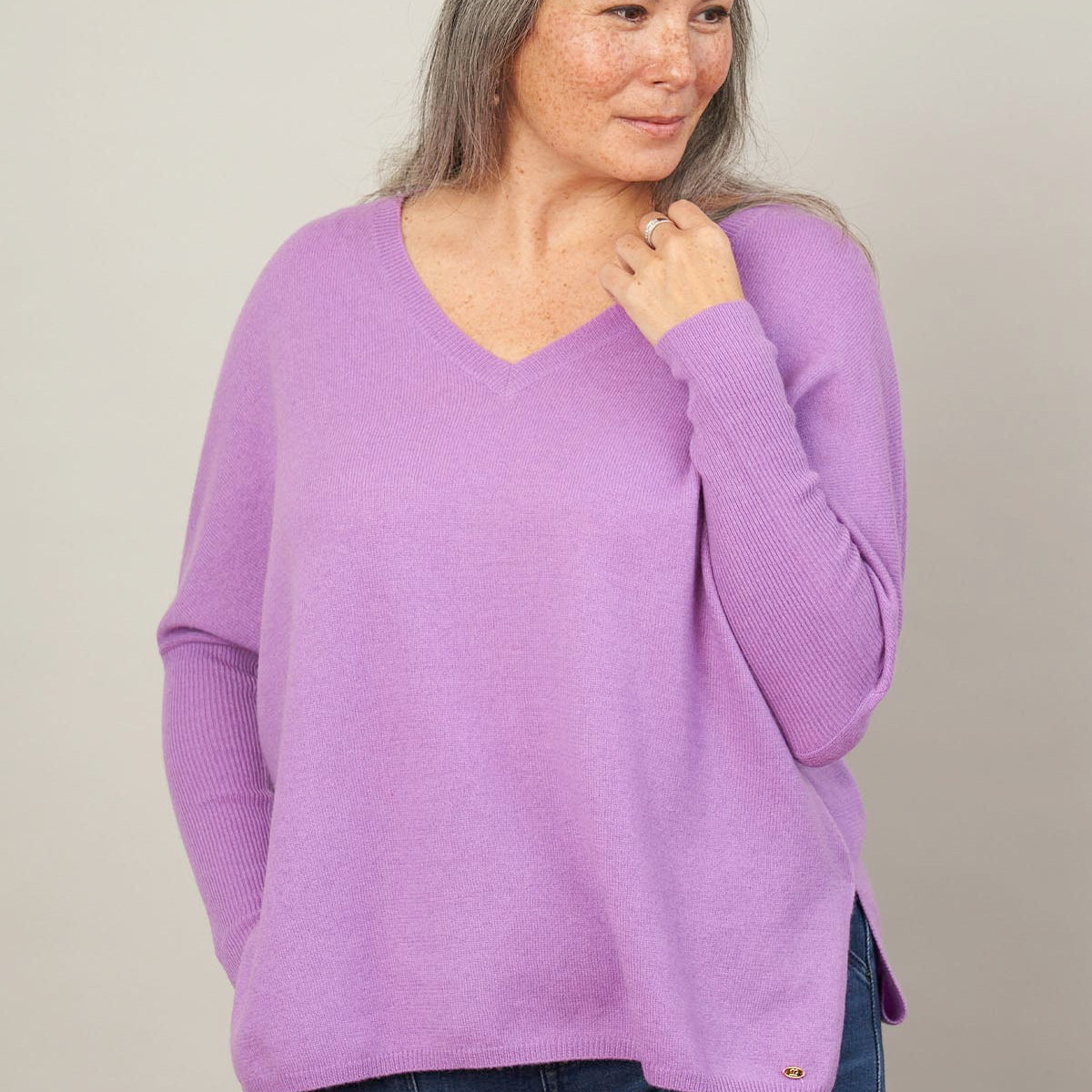 Haddi V-Neck