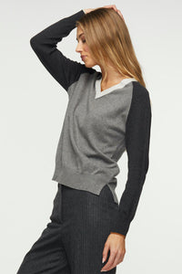 Contrast V Neck