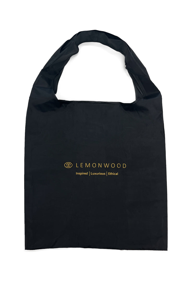 https://lemonwood.ca/cdn/shop/products/Lemonwood-ReusableBag-Black-FlatLay_2048x2048.jpg?v=1683729414