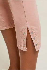 5 Pkt Pull On Capri w/ Side Slit